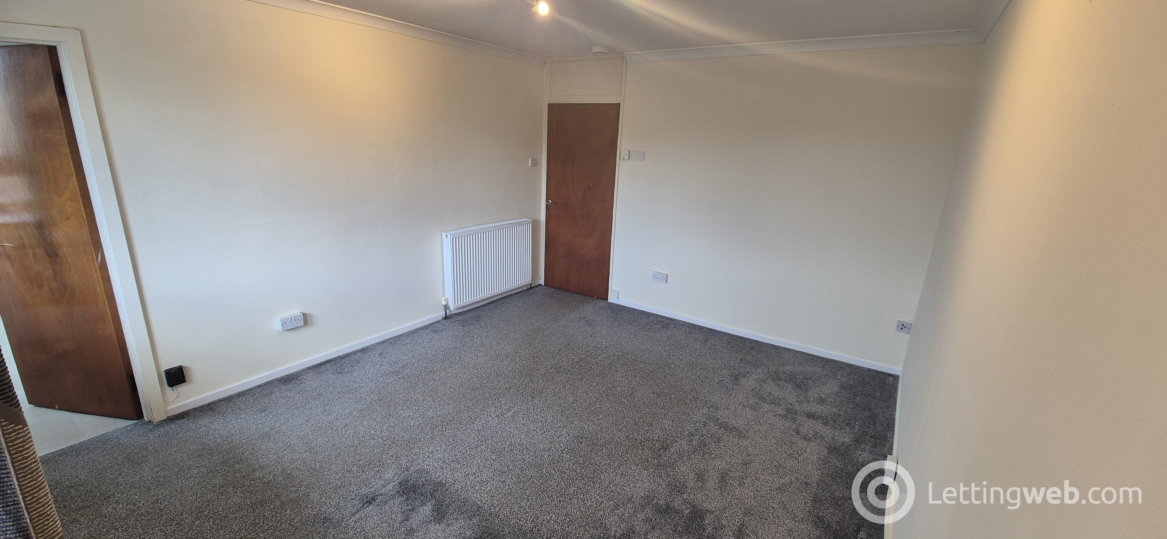 Flat Mortimer Place in Aberdeen City