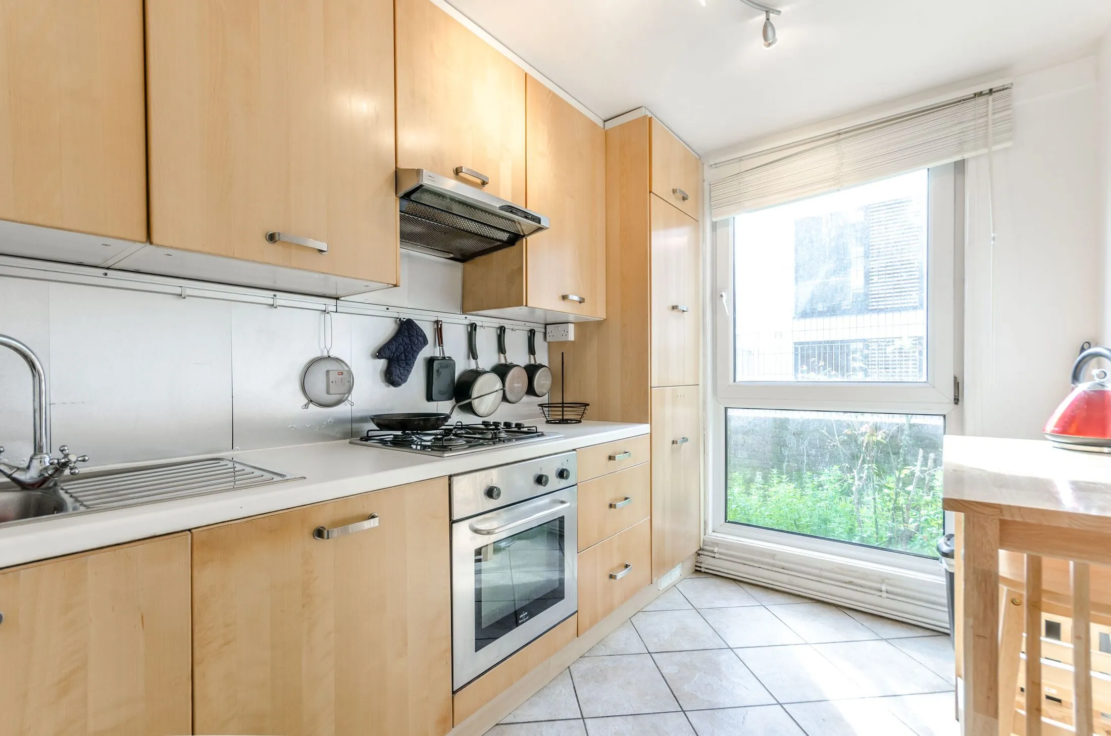 Flat Morea Mews in Greater London