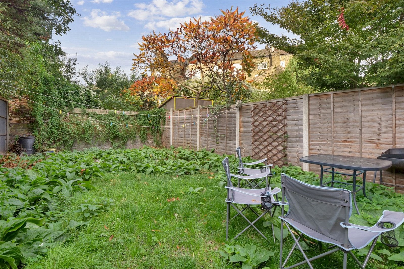 Flat Chatsworth Road in Greater London