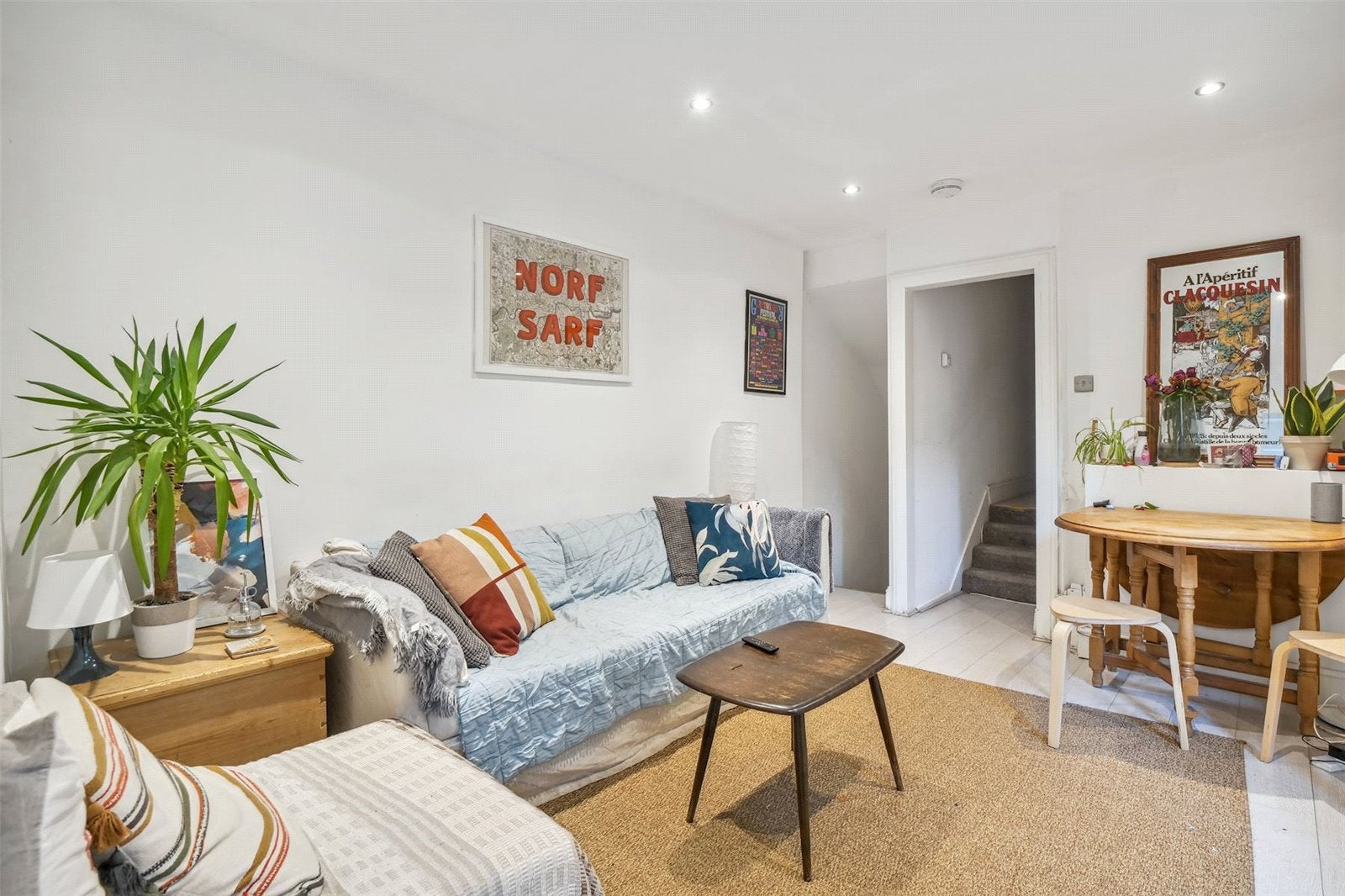 Flat Chatsworth Road in Greater London