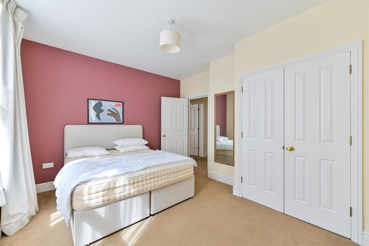 Flat Castle Crescent in Reading