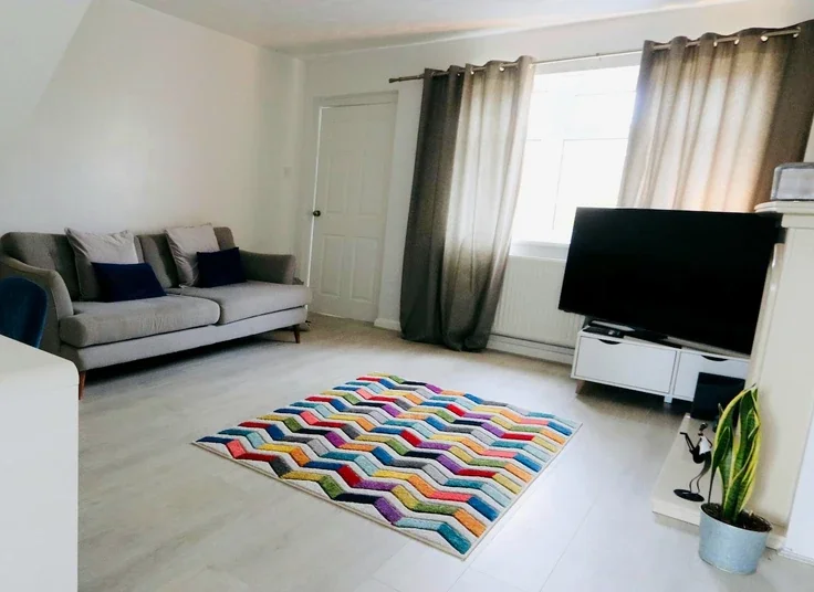 Flat Thornwood Avenue in Ingleby Barwick
