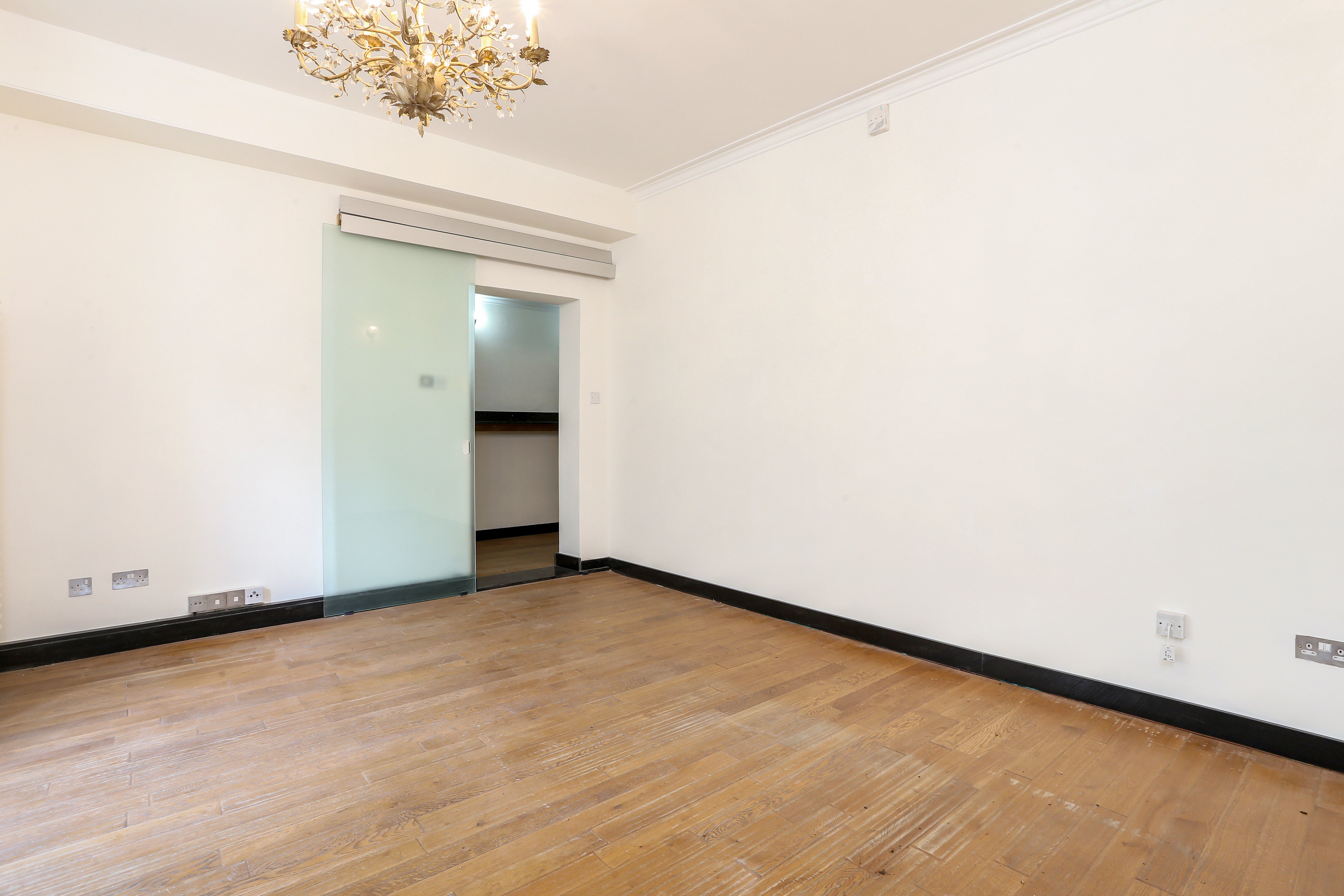 Flat Queen's Gate in Greater London