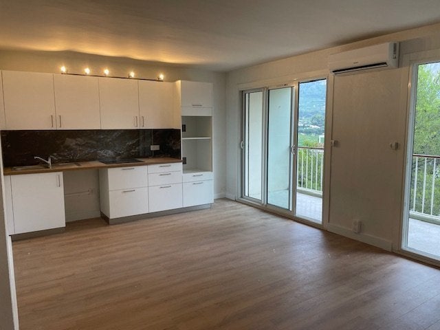 Flat Chemin des Lombards in Cassis