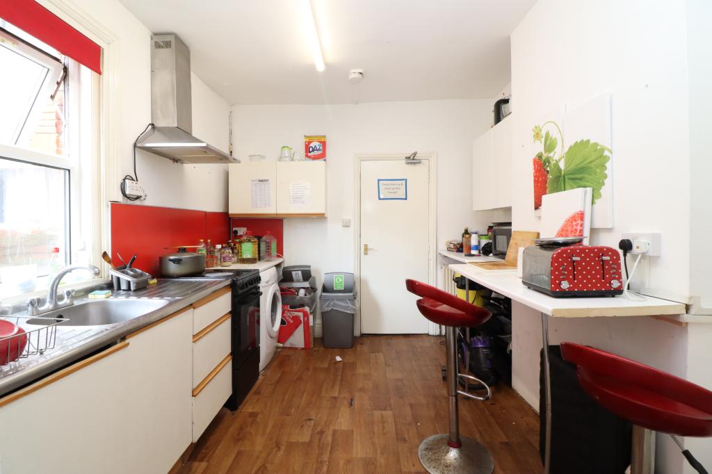Room Portswood Road in Southampton