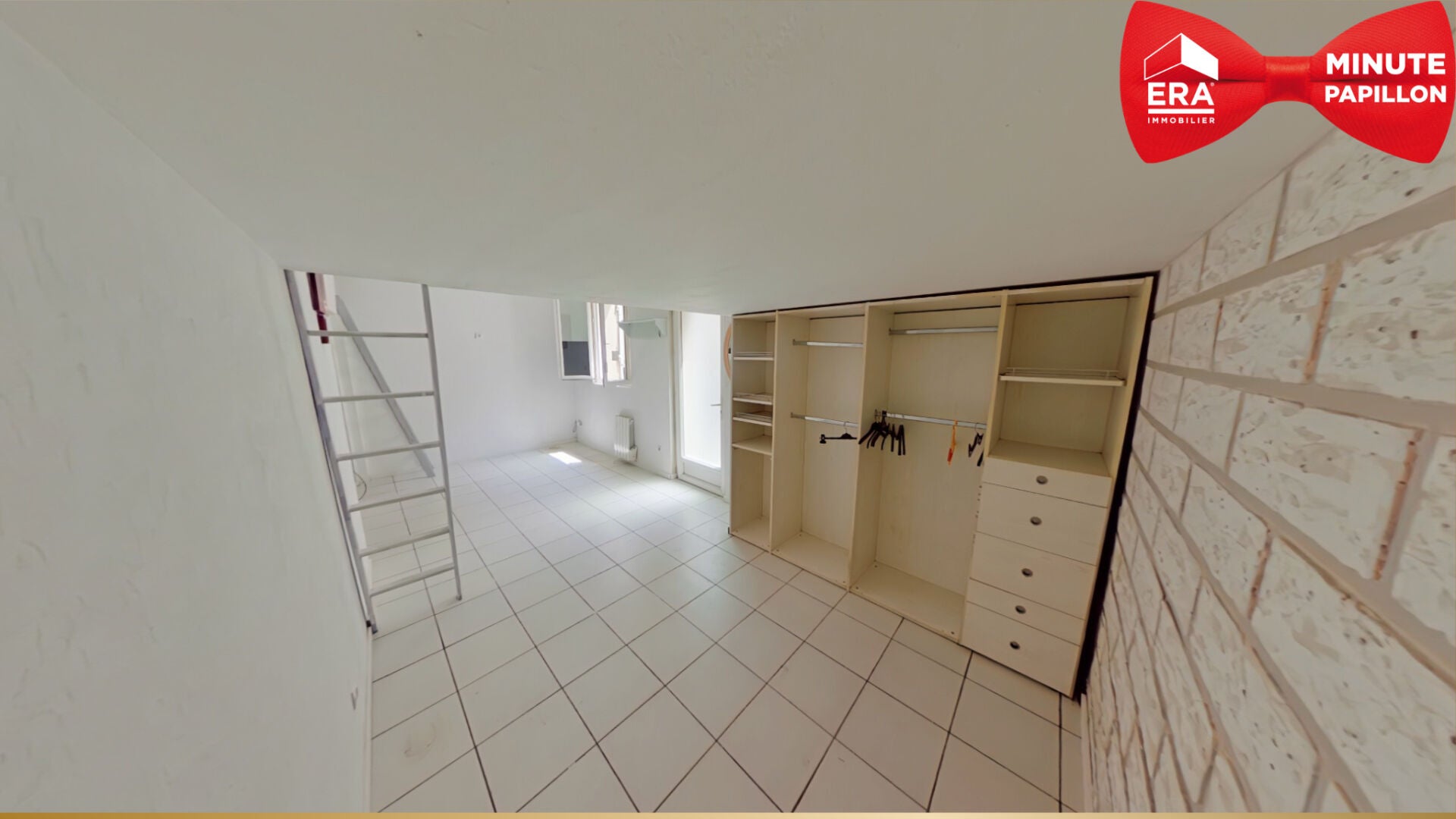 Flat Impasse Sale in Bordeaux