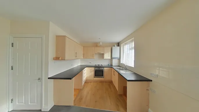 Flat North Approach in Watford