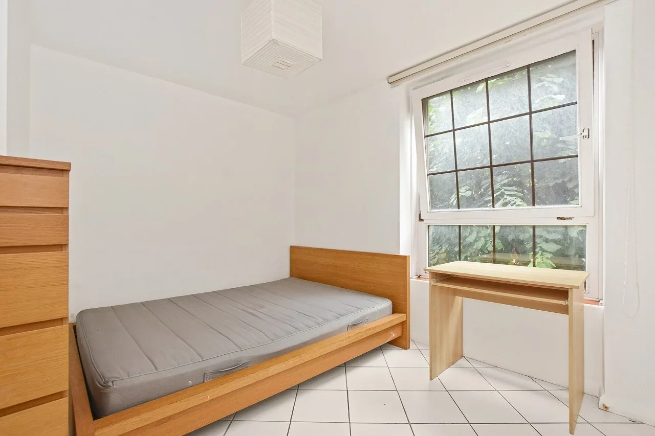 Flat Provost Street in Greater London