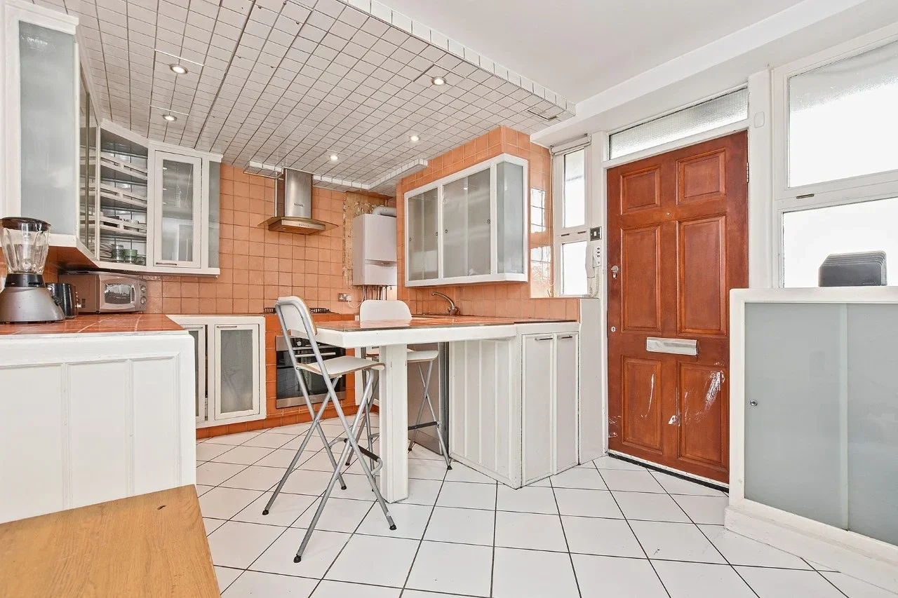 Flat Provost Street in Greater London