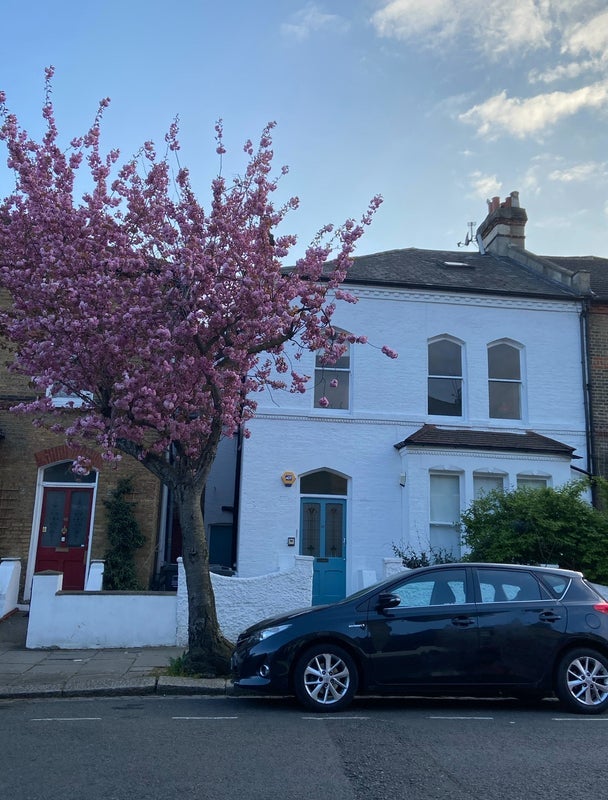 Flat Finsbury Park Road in Greater London