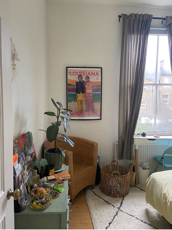Flat Finsbury Park Road in Greater London