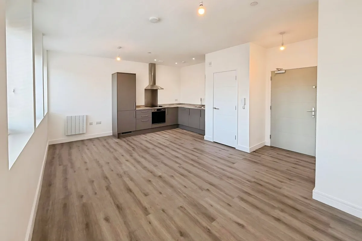 Flat Oundle Road in Peterborough