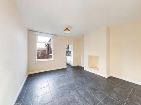 Flat Marlborough Street in West Lindsey