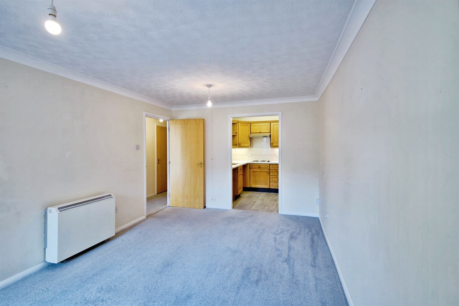 Flat Apollo Drive in Southend-on-Sea