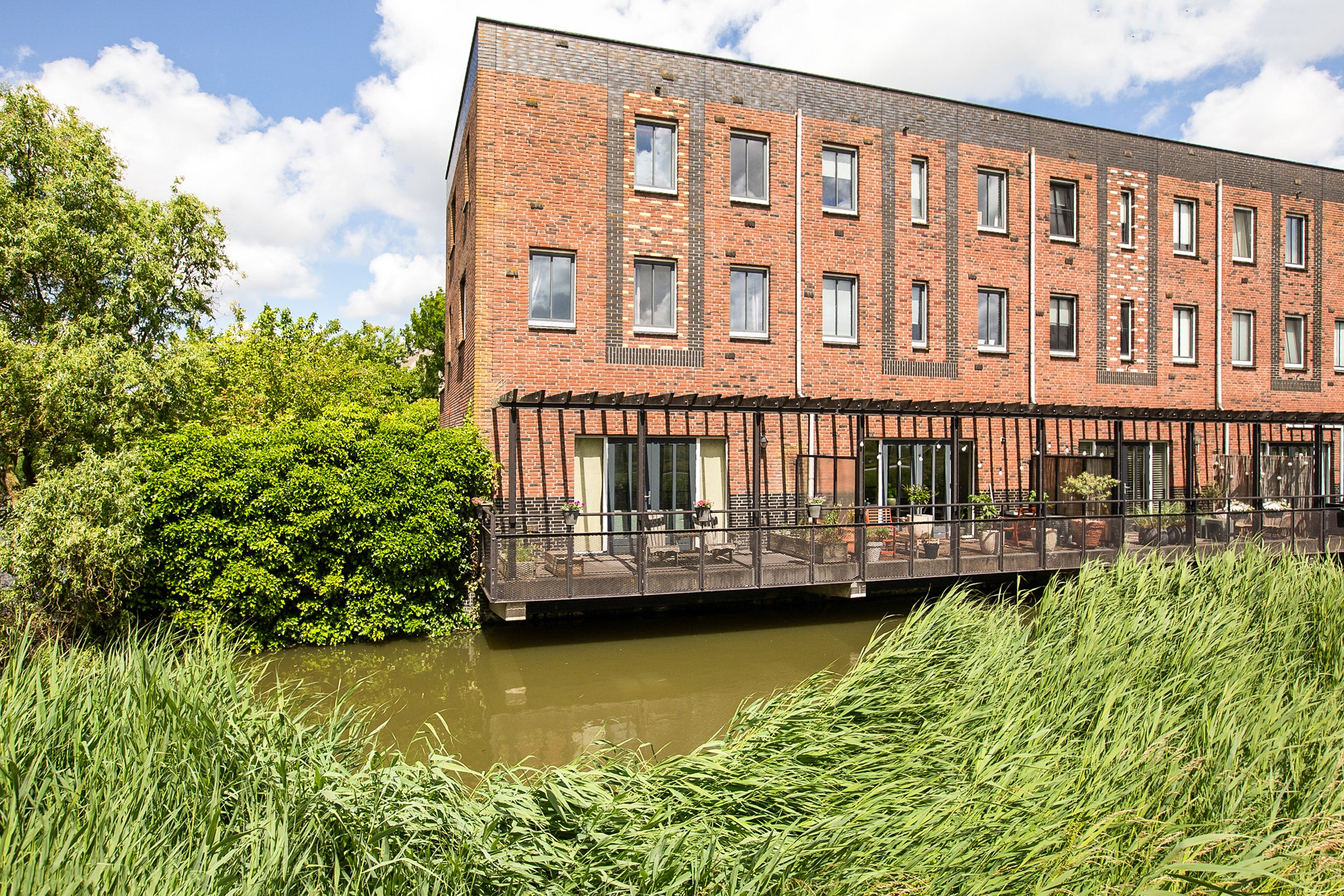 Huis Foxtrot 12 in Nieuw-Vennep