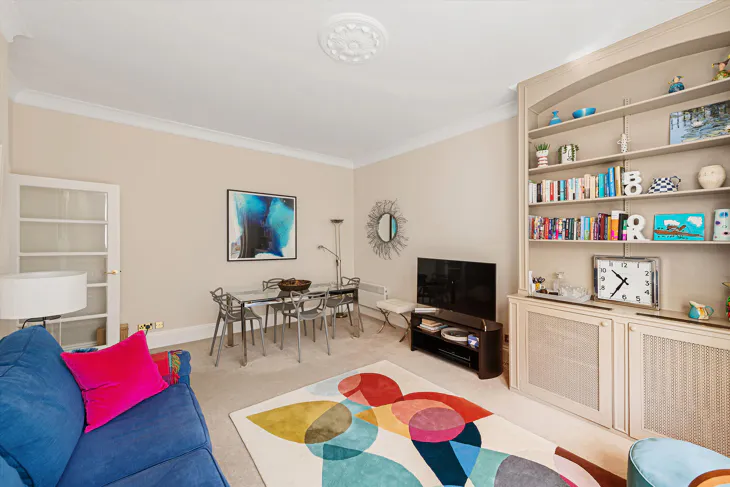 Flat Montagu Mansions in City of Westminster