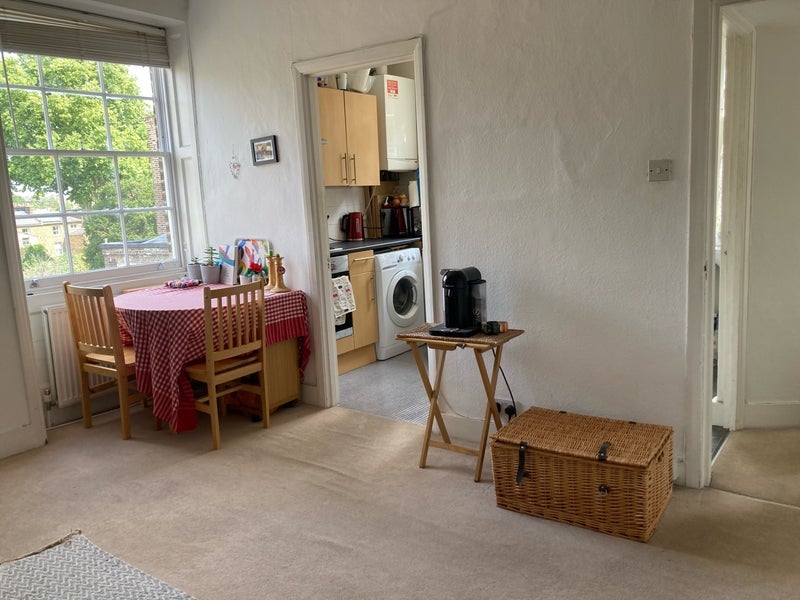 Room Grove Terrace in Greater London