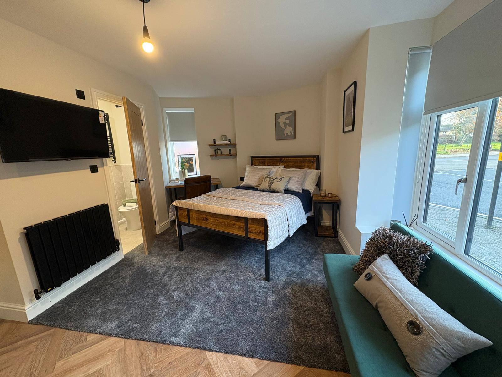 Flat Raddlebarn Road in Birmingham