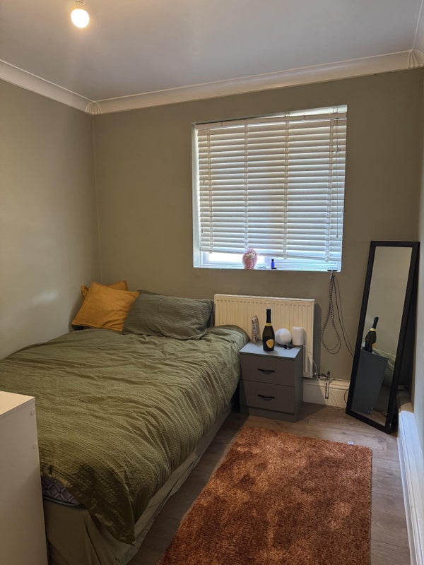 Room Beckway Street in Greater London