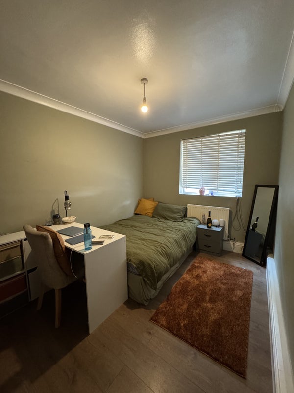 Room Beckway Street in Greater London
