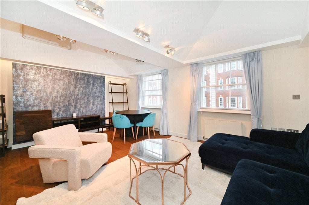 Flat Baker Street in City of Westminster