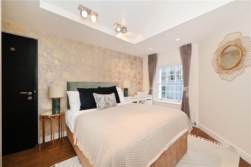 Flat Baker Street in City of Westminster