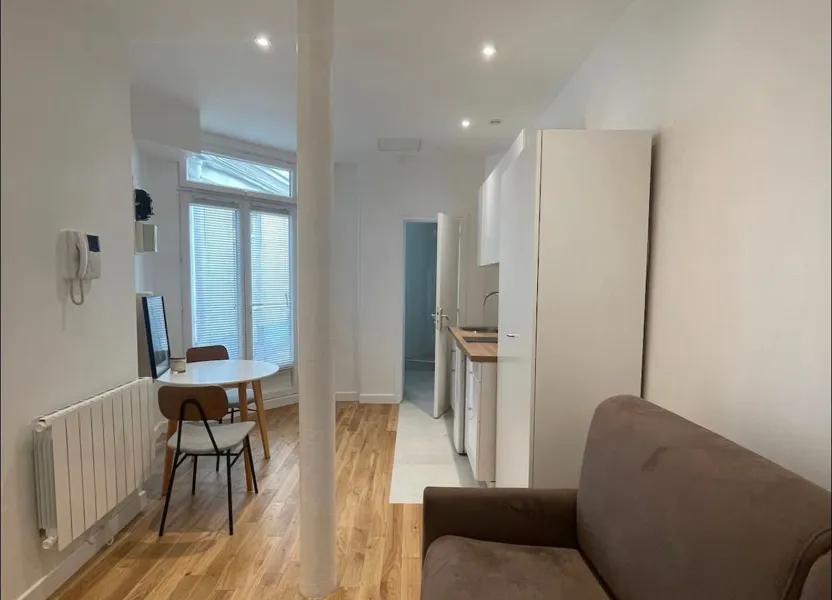 Flat Rue Marcadet in Paris