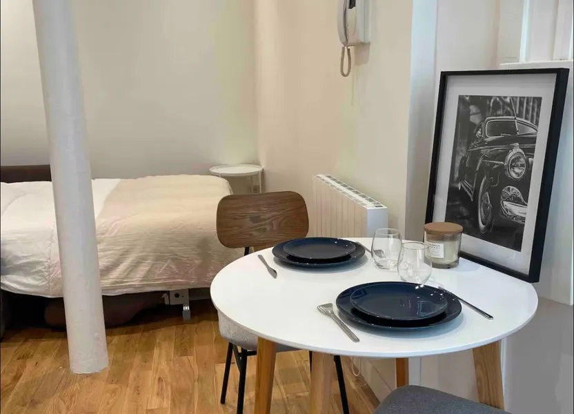 Room Rue Marcadet in Paris