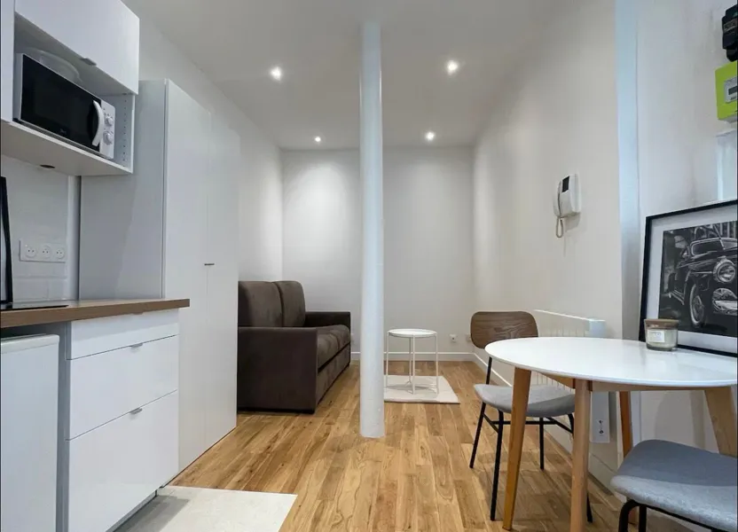 Flat Rue Marcadet in Paris