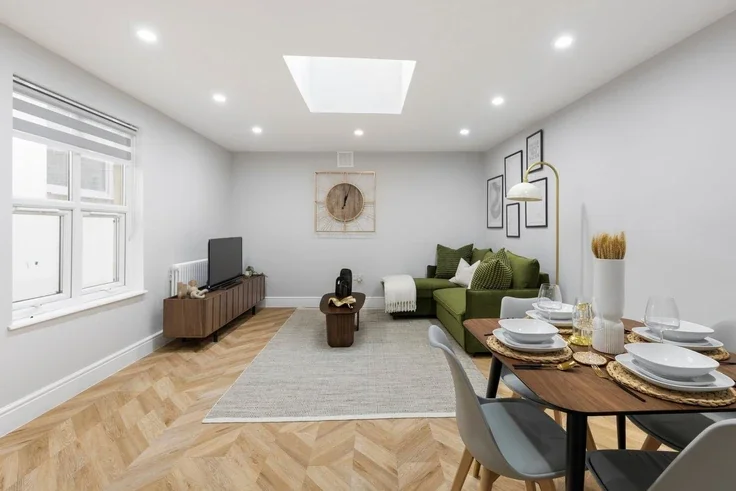 Flat Wandsworth High Street in Greater London