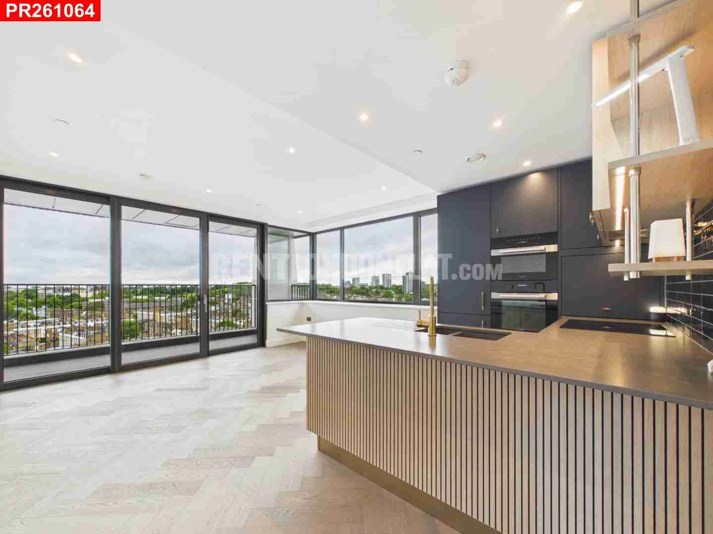 Flat Berry Hill in Taplow