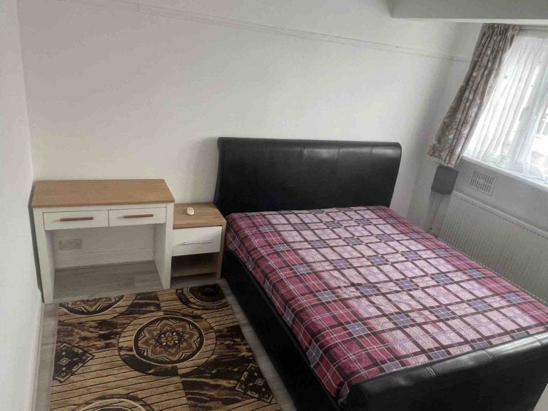 Room Whistler Gardens in Greater London