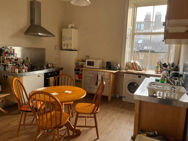 Room Thirlestane Road in City of Edinburgh