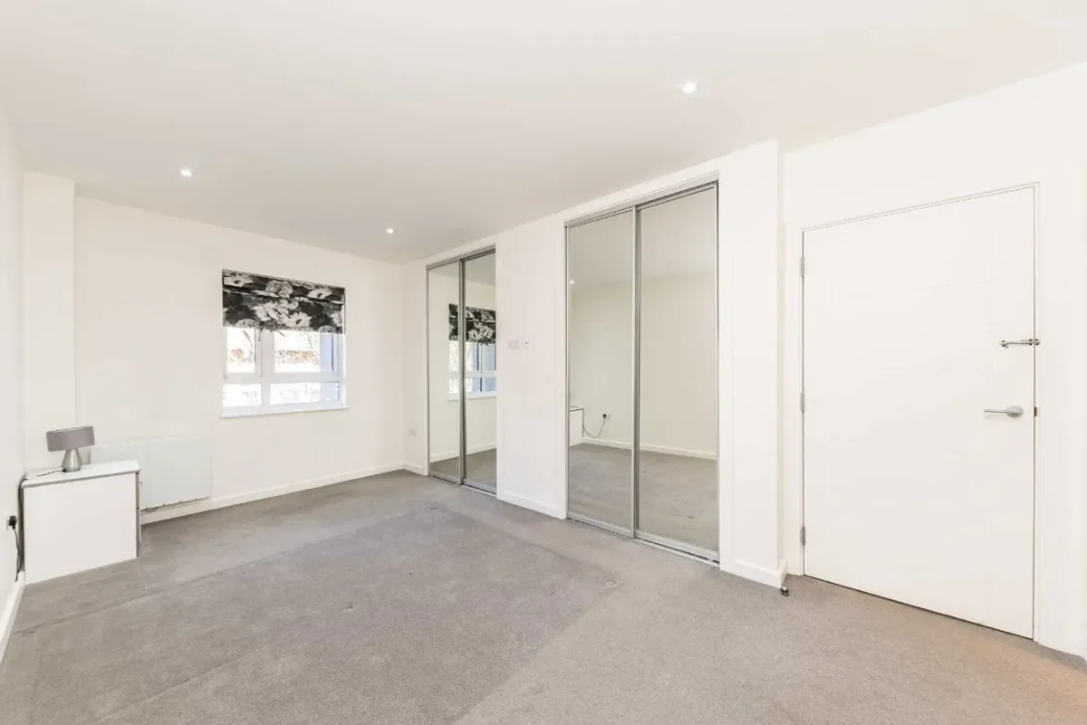 Flat Sidmouth Avenue in Greater London
