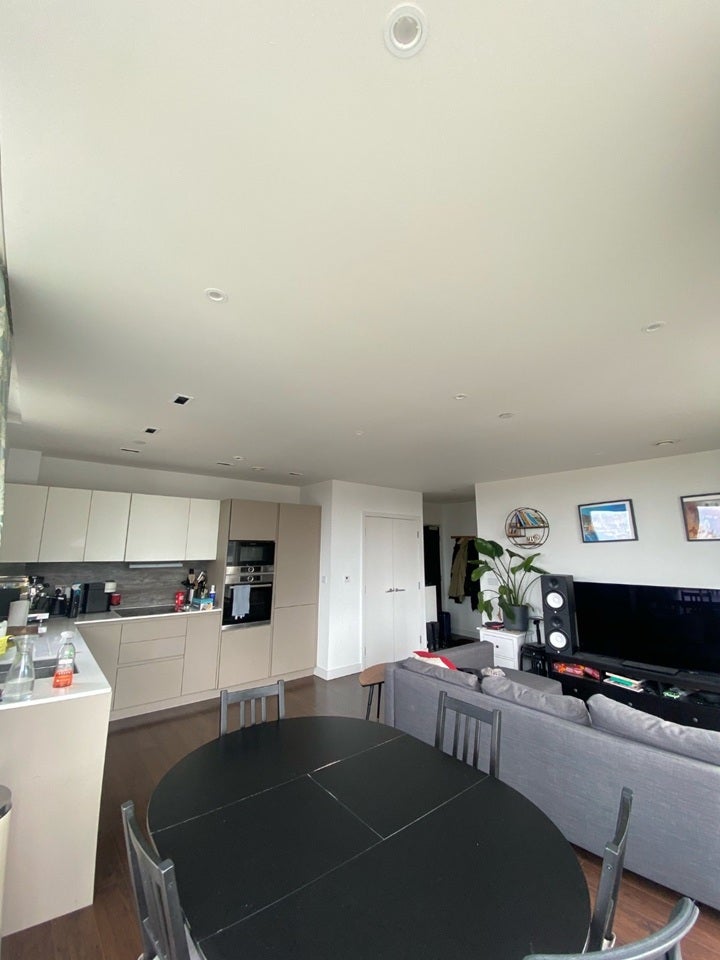Flat Woodberry Down in Greater London