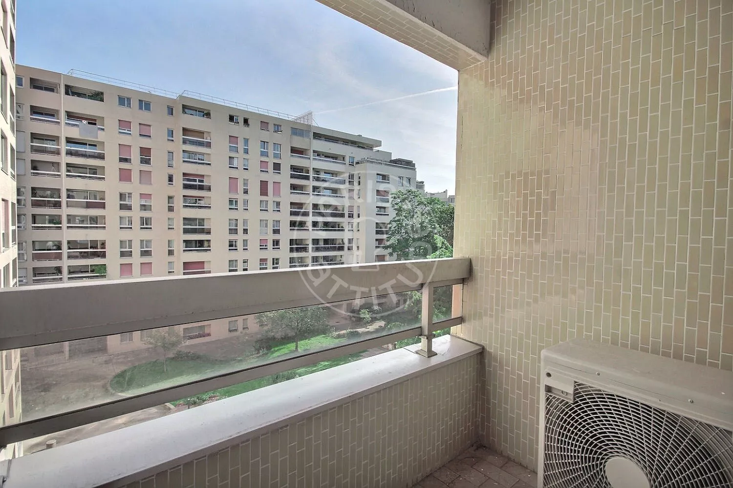 Appartement Allée des Vergers à Paris