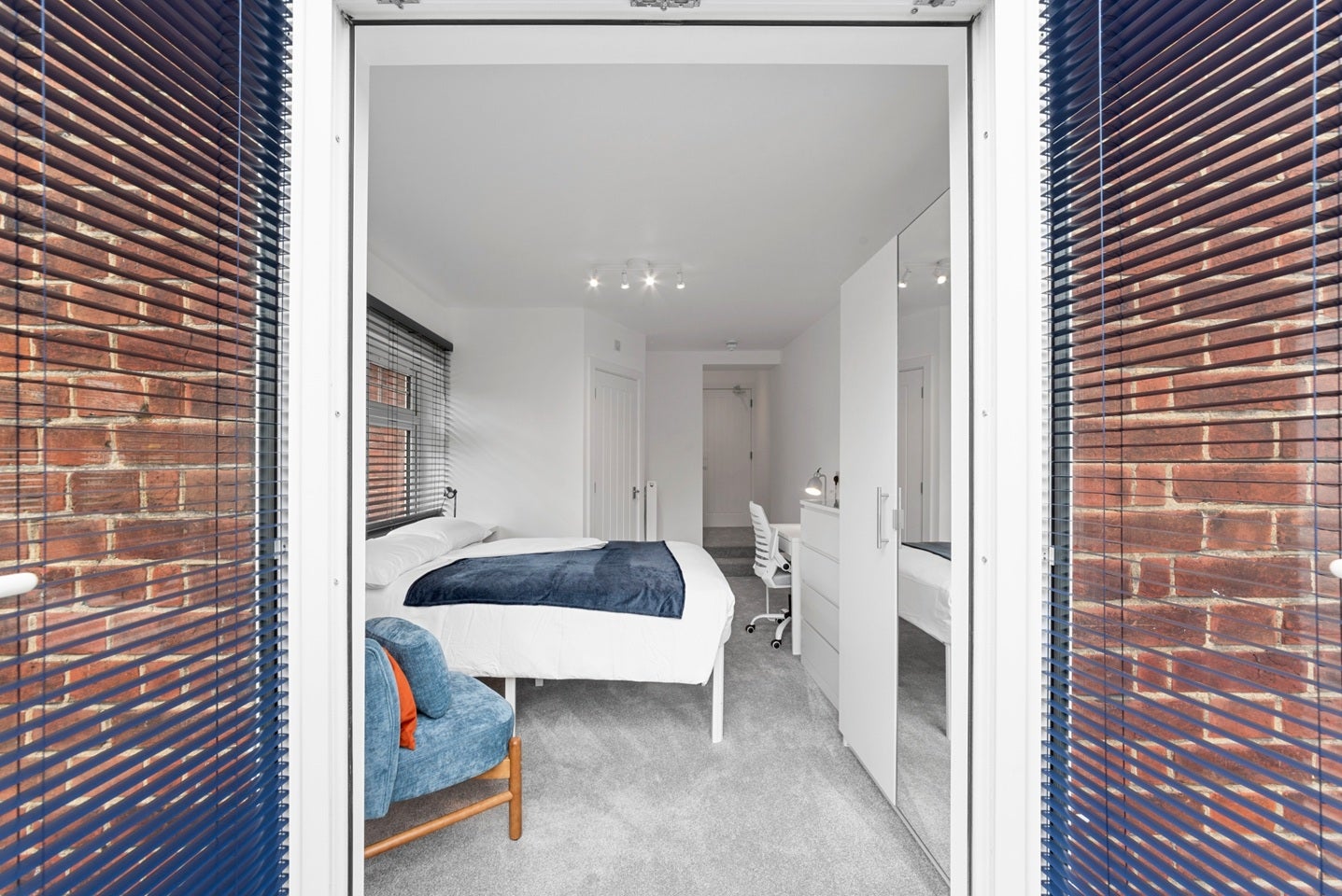 Room St Luke's Avenue in Maidstone