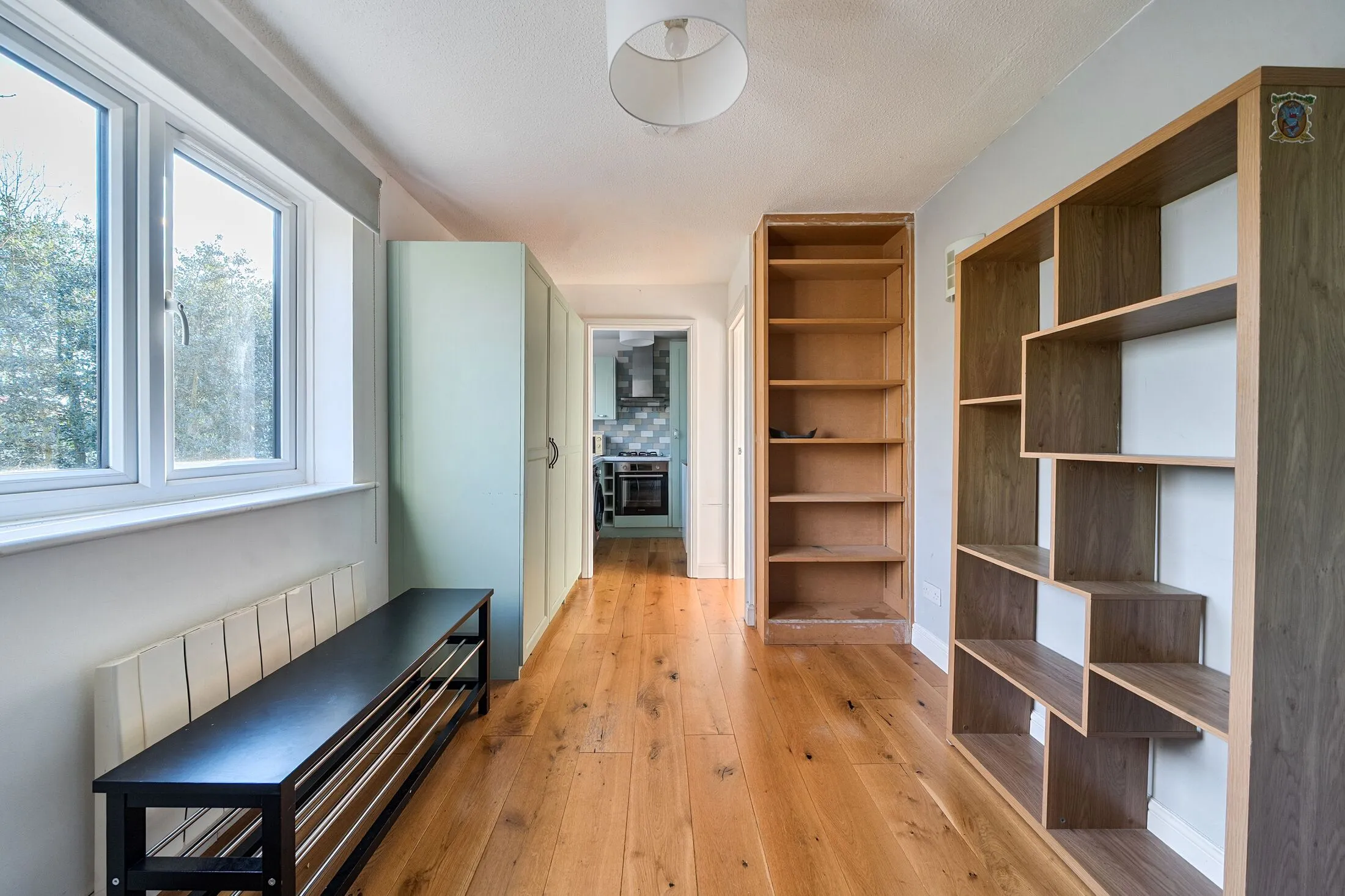 Flat Uxbridge Road in Greater London