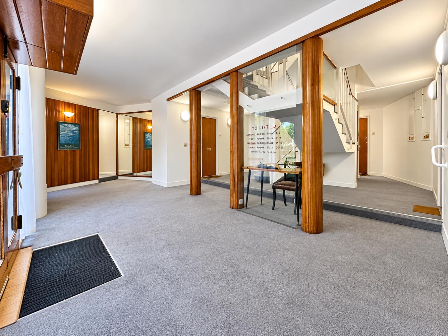 Flat Willesden Lane in Greater London