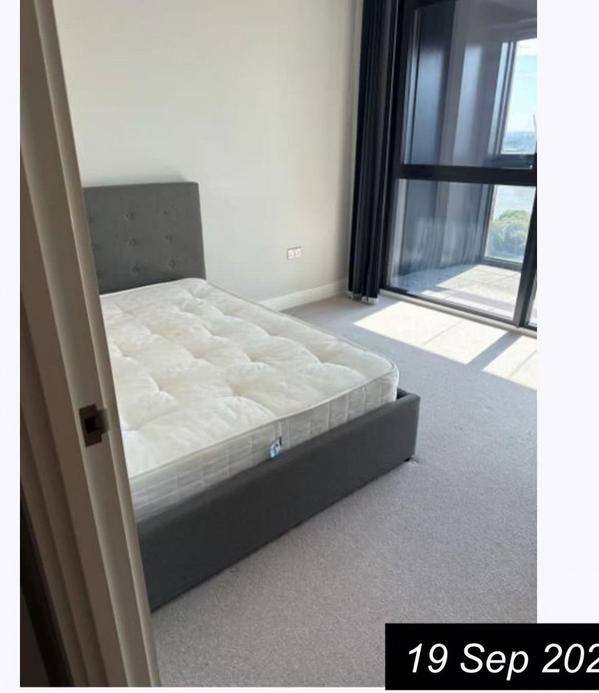 Flat Silvocea Way in Greater London