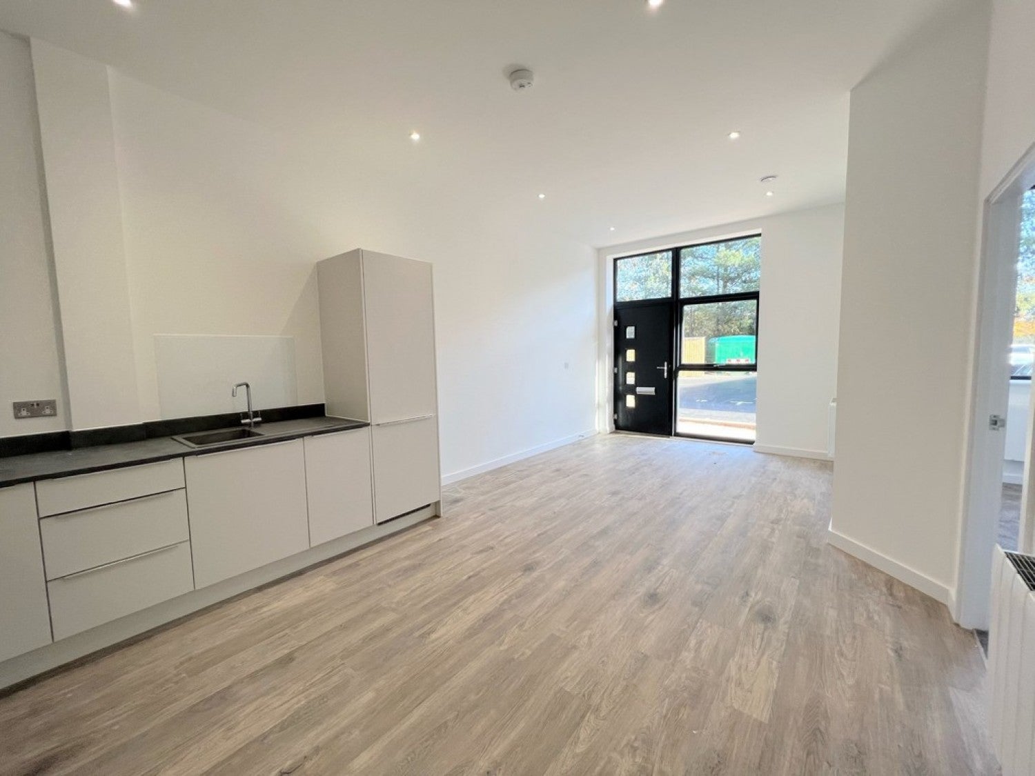 Flat Ashwood Way in Basingstoke and Deane