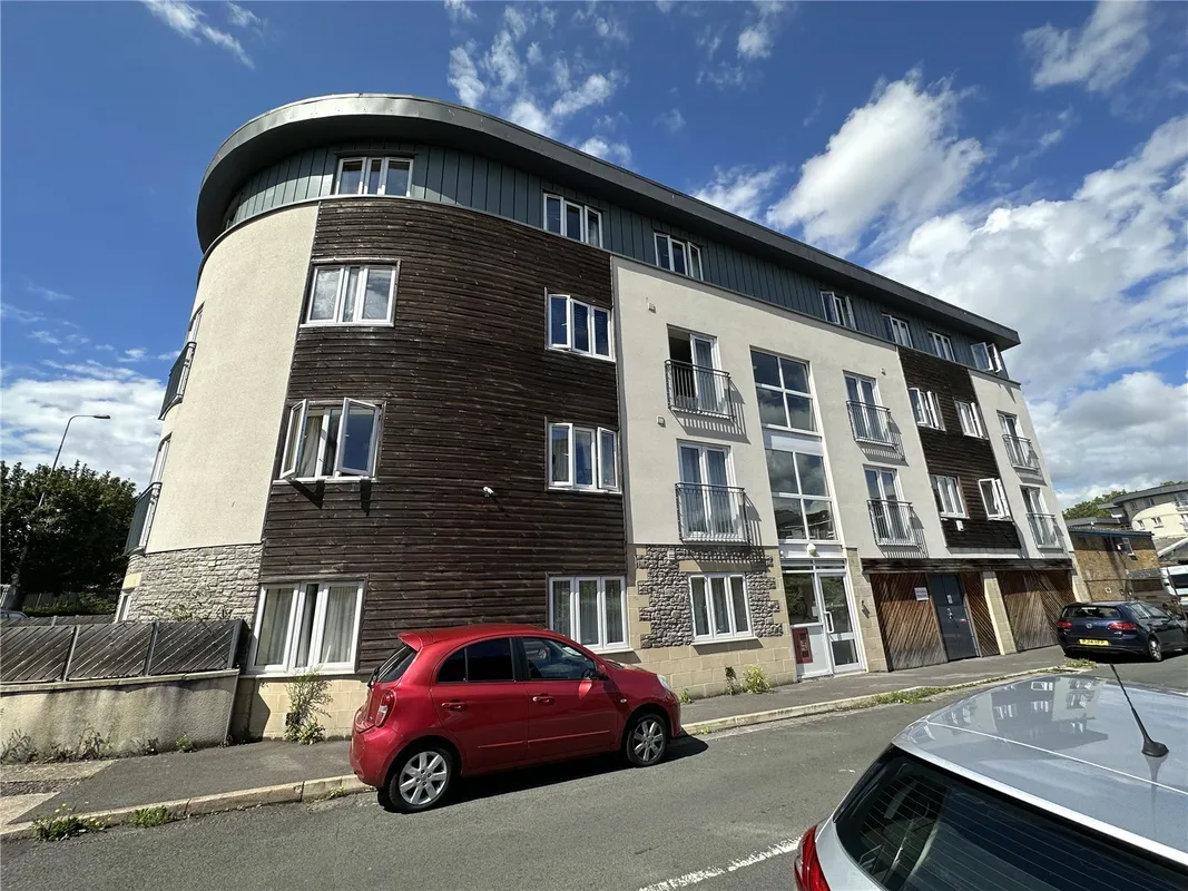 Flat Chancery Street in Bristol