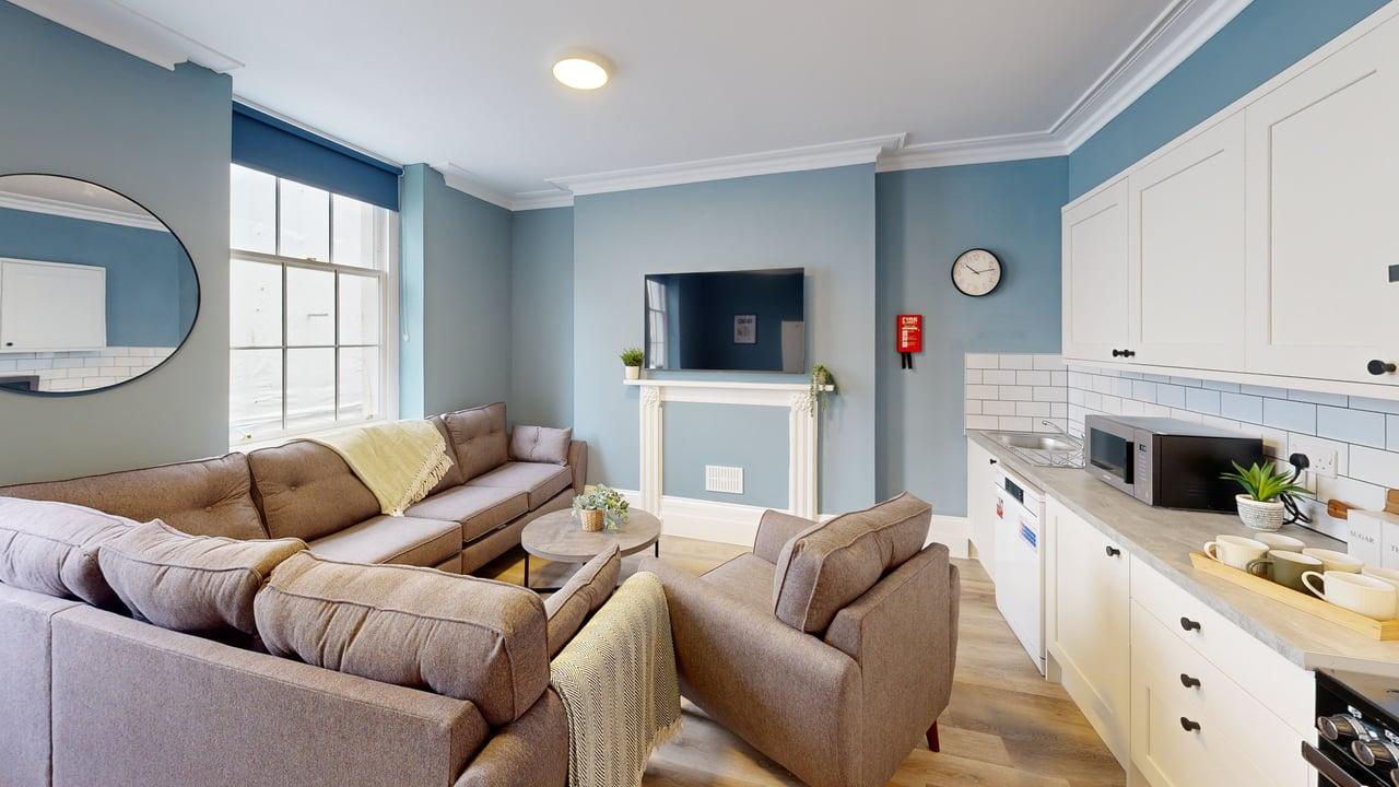Room Denmark Street in Bristol