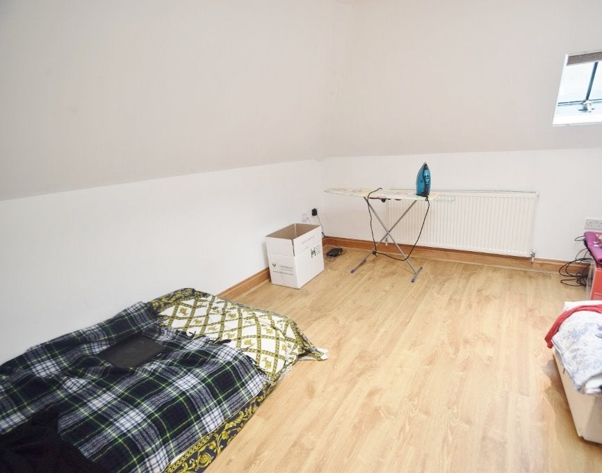 House Ossulton Way in Greater London
