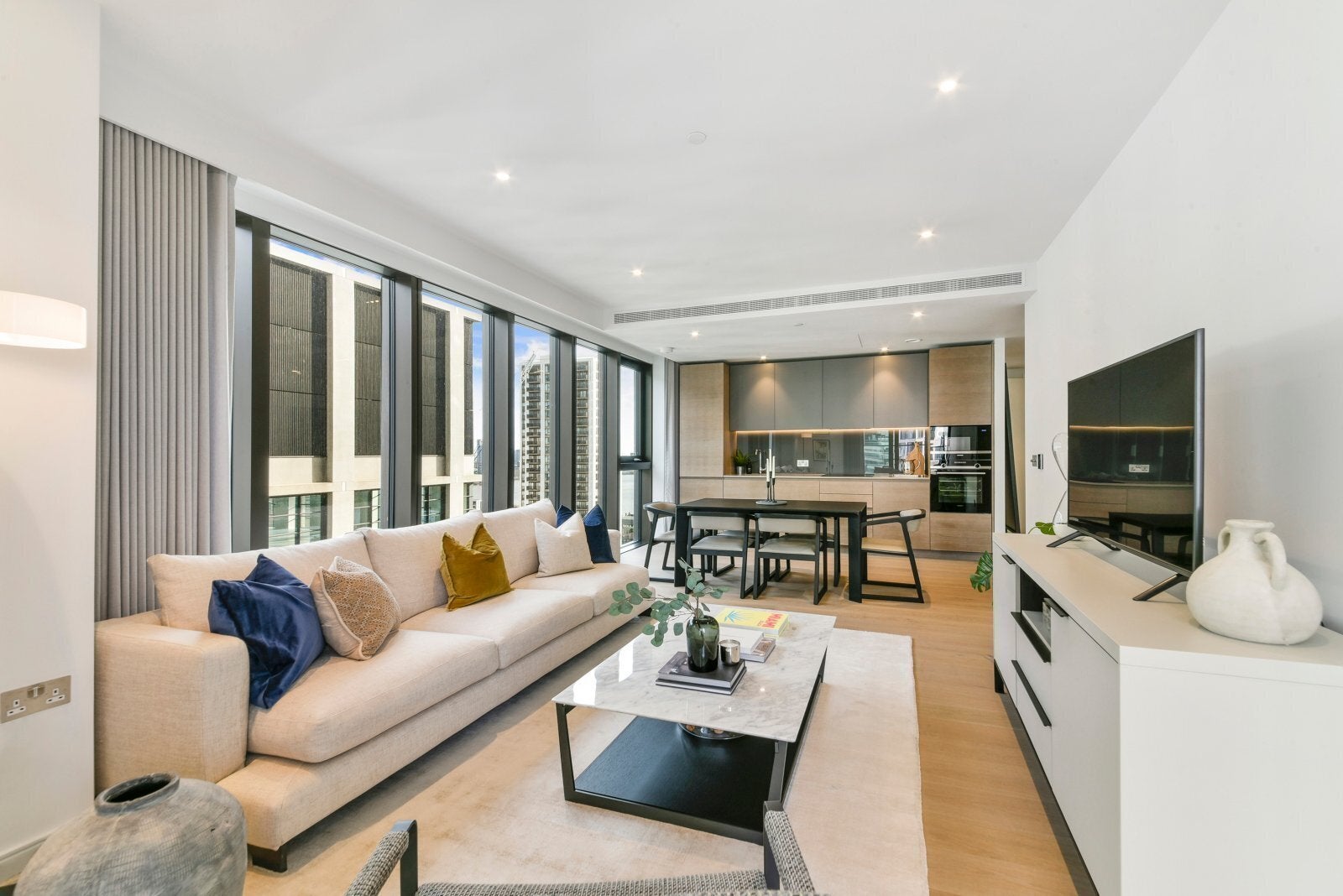 Flat George Street in Greater London