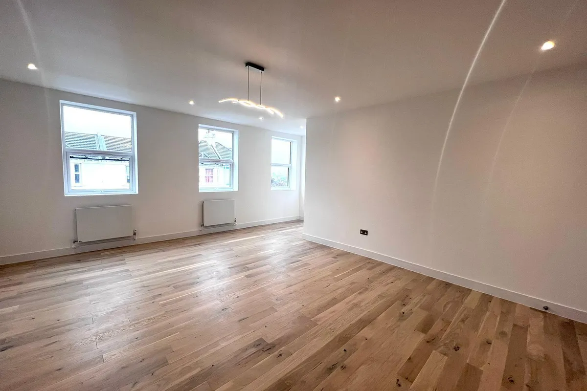 Flat Royal Parade in Eastbourne