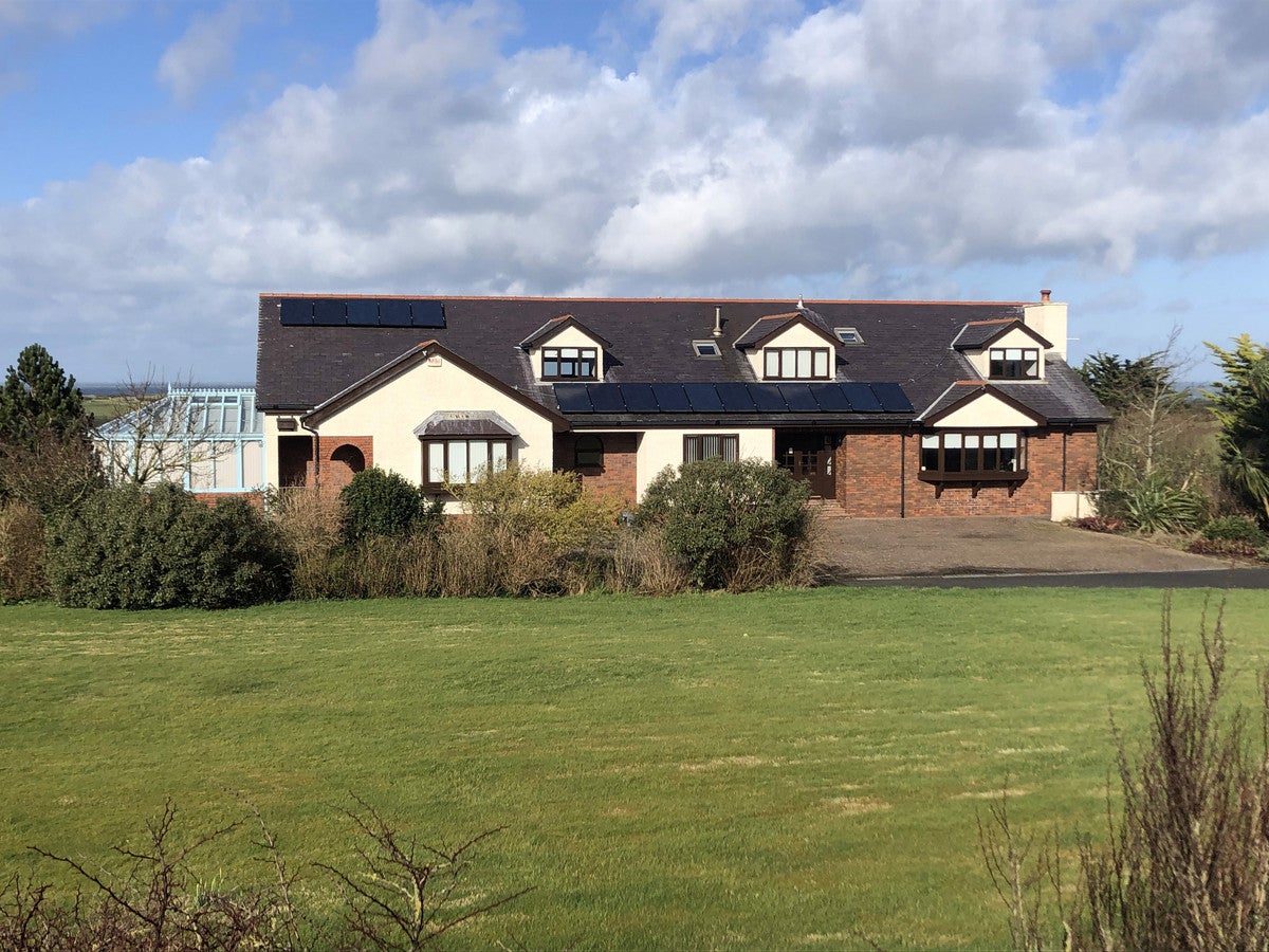 House Ffordd Caergybi in Cemaes