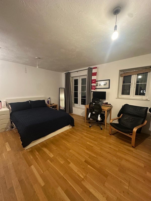 Room Heddington Grove in Greater London