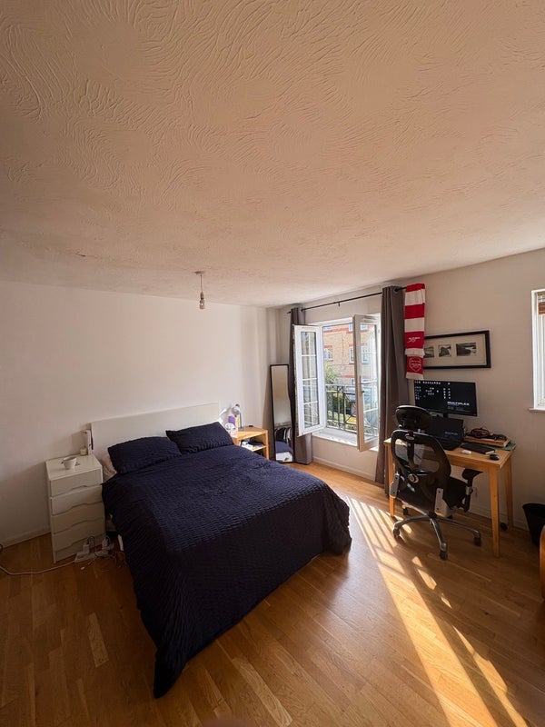 Room Heddington Grove in Greater London