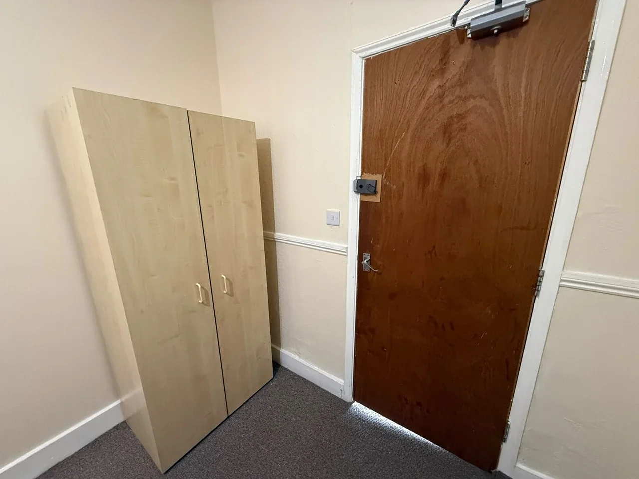 Room Portland Road in Greater London